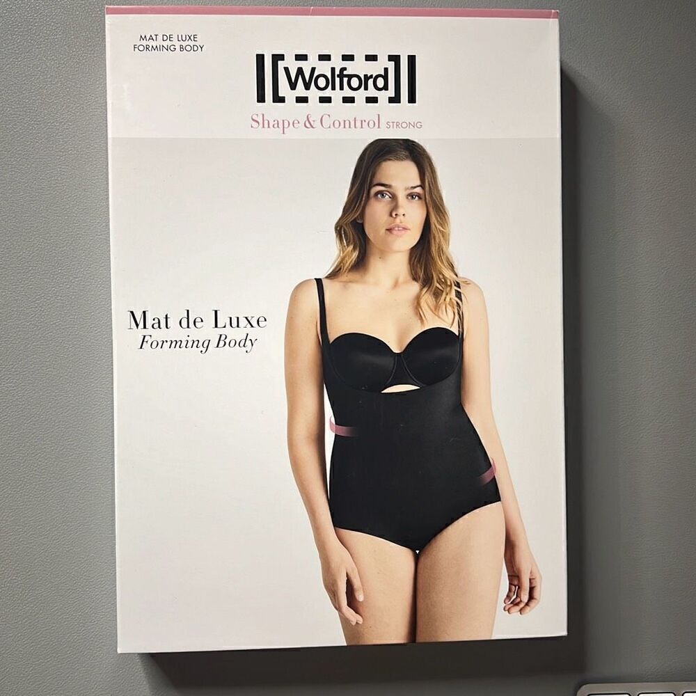 NWT  Wolford Mat De Luxe Forming Body Black 40 12